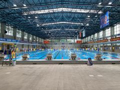 -奥冠体育华师附中恒温游泳馆