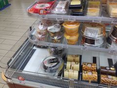 -全家便利店(上海南站站店)