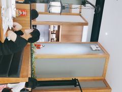-江渔儿酸菜鱼·拔草餐厅(虎门君乐汇店)