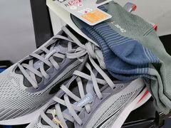 -迪卡侬(西三旗店)