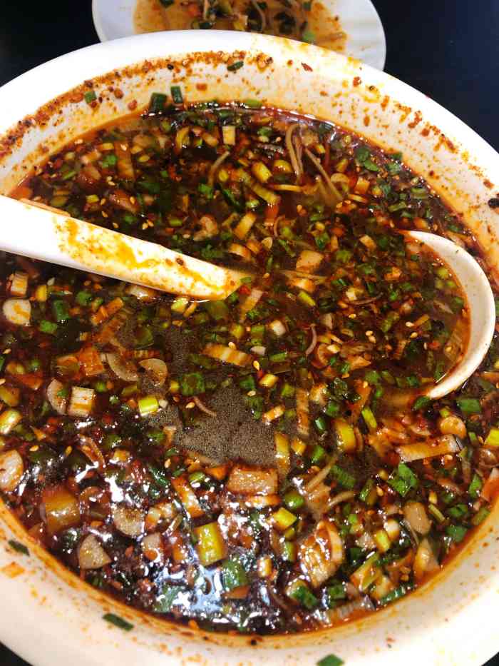 百姓十八香-"百姓十八香,一家湘菜川菜平价馆子,今天来.