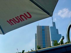 -UNI UNI(环亚凯瑟琳店)