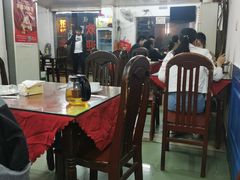 大堂-六弟特色小馆(人民新村店)