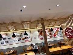 大堂-南城香·饭香串香馄饨香(青年路店)