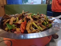 -休记光头香辣蟹干锅店(衣冠庙店)