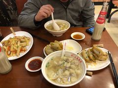 -小姜锅贴(凤凰街店)