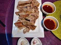 手抓羊肉-贯贯吉·清真餐厅(浙江中路店)