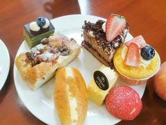 -元一希尔顿酒店·鲜切牛肉火锅禅自助餐厅