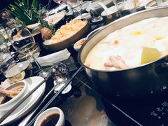 澳门鸡脚猪骨煲（小）-官也街澳门火锅(新源里店)