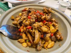 -绿草地·湘菜(7mall店)