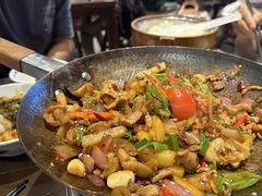 -富正毅三下锅·湘西韵味(天门山索道店)