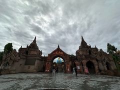 -一寨两国风景区