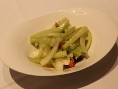 鲜百合拌西芹柳-北京厨房(西安SKP店)