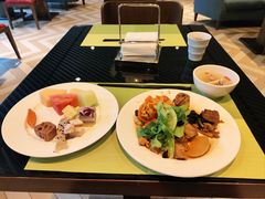 -筠咖啡西餐厅(上海国展宝龙丽筠酒店)