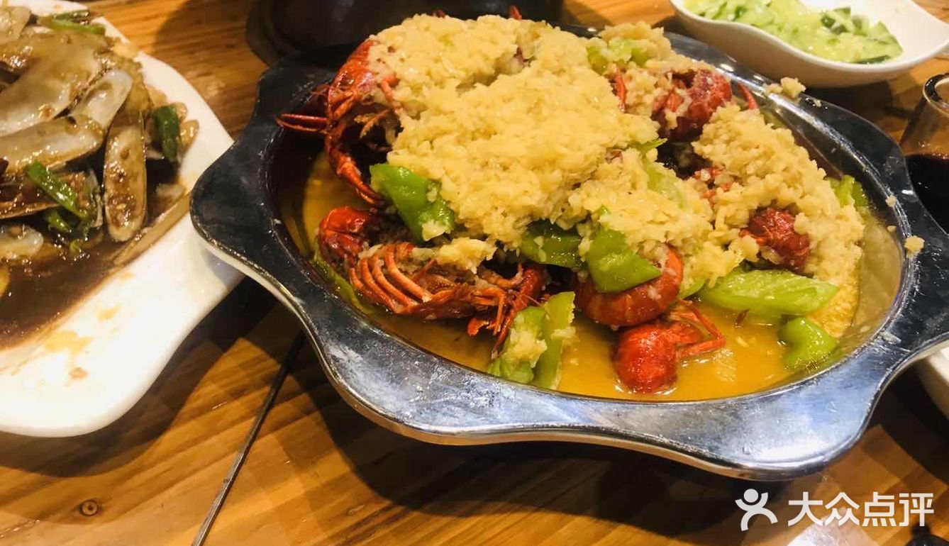 个头都很大，味道特别鲜美