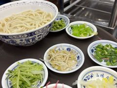 -海碗居老北京炸酱面(增光路店)