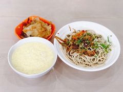 招牌热干面-德泓面馆(颐高店)