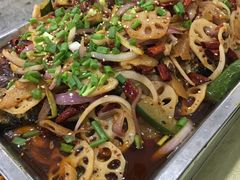 -万州烤鱼·干锅(九茹村店)