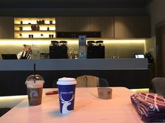 -瑞幸咖啡(新理想大厦店)