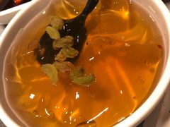 -龙巢盱眙龙虾·牛蛙·烧烤宵夜(八卦岭店)