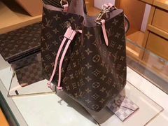 -LV路易威登(贵和购物中心店)