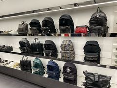 -Saint Laurent(海怡工贸店)