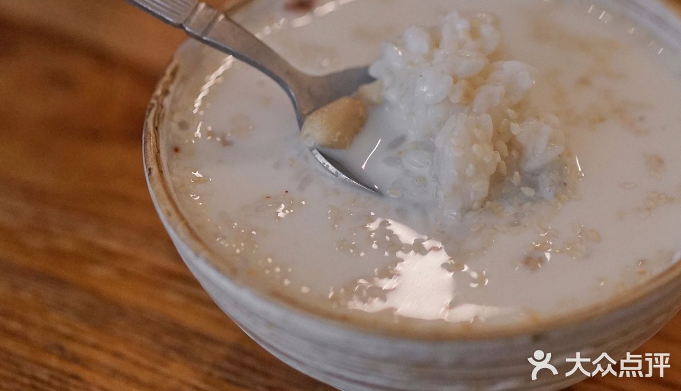 生意太好，前两次来昆明都没吃上太小