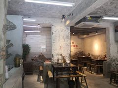大堂-四小区火锅·巷子里的重庆火锅(花照壁店)