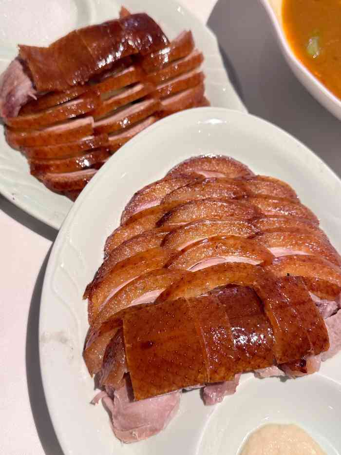 花悦庭·果木烤鸭(天汇igc店)-"和其它店的烤鸭比,各有千秋,配料很