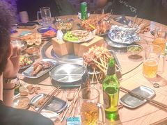 -马路牙子烧烤音乐酒馆(望京店)