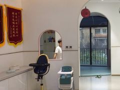 -龙格亲子游泳·水育早教运动中心(绿城店)