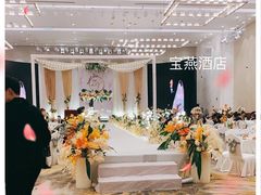 -宝燕壹号景观餐厅(龙盛国际商业广场店)