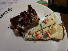 -亚马逊环球美食百汇(新城吾悦广场店)