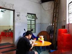 等位区-陈记饮食店(菜园墩店)