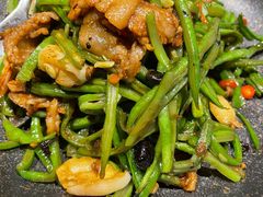砂煲扁豆丝-真地道京味府·鲜橙烤鸭·北京菜(朝外大街东大桥店)