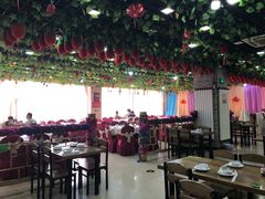 大堂-立群饭店(南内环街店)