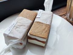 酸奶油酸杏子手握-半勺舒舒(太乙店)