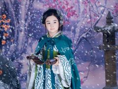 -九月鹰飞汉服摄影工作室
