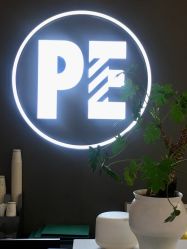 -PE SALON
