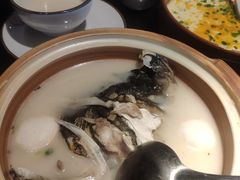汤逊湖鱼元鱼头-老村长•湖北家常菜(南湖店)