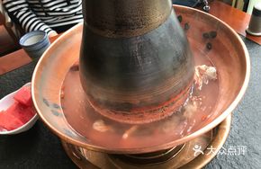 Beijing Mineral Water Nourishing Hot Pot