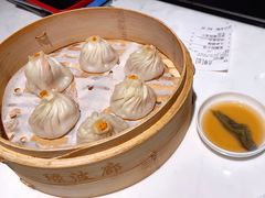 蟹粉小笼包-绿波廊(豫园店)