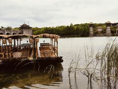 -茅山东方盐湖城景区