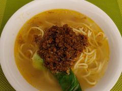 -武汉汉口火车站东方建国大酒店