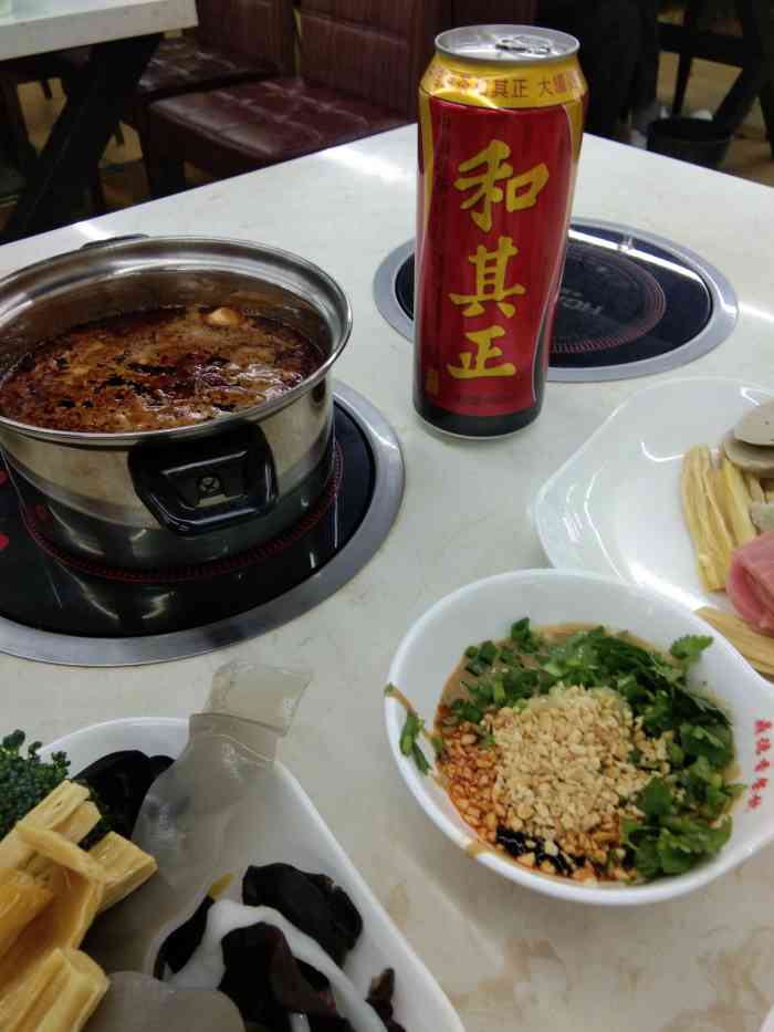 鼎德香20元自助火锅-"其他都好,毕竟自助也没想着要什么服务,服.