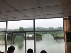 -荔枝红五号农庄