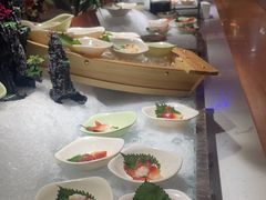 -腾阁自助餐厅(朝林广场店)