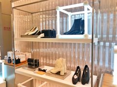 -ZARA(大上海时代广场店)