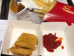 -麦当劳(莘松路芭比伦DT店)