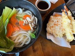 -Green Leaf Sushi l Kitsilano